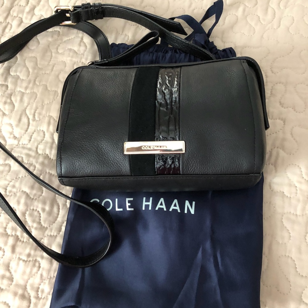 New Listing 🌟 Cole Haan women crossbody bag